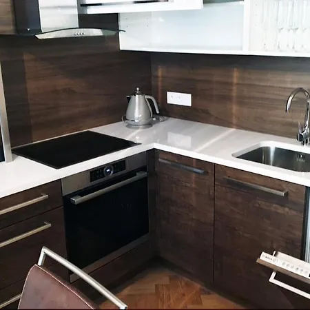 Comfort Apartment *