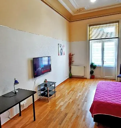 Apartment Comfort *